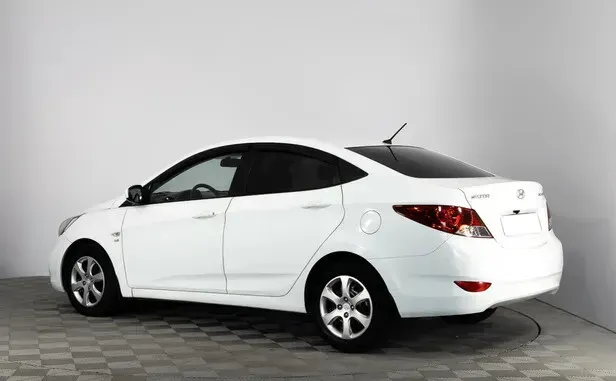 Hyundai Solaris, I — фото 4
