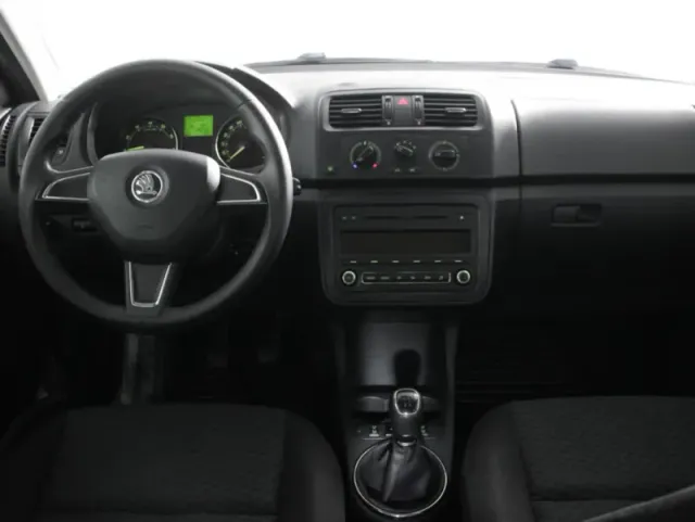 Skoda Fabia, II Рестайлинг — фото 13