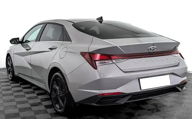 Hyundai Elantra, VII (CN7) — фото 4