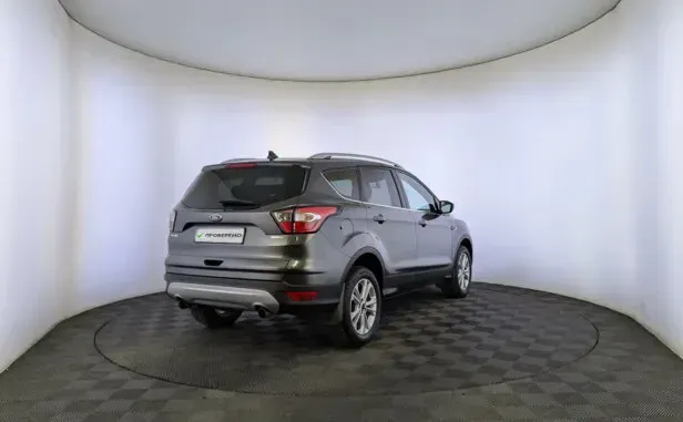 Ford Kuga, II Рестайлинг — фото 2