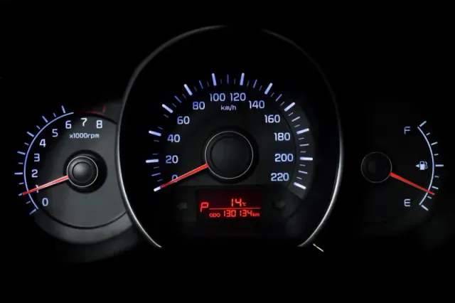 Kia Rio, III — фото 10