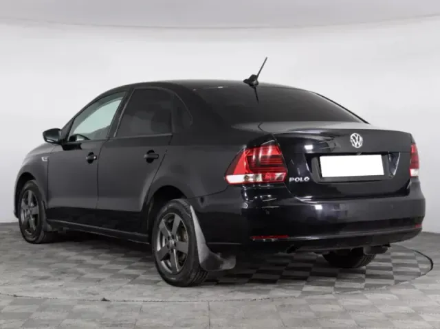 Volkswagen Polo, V Рестайлинг — фото 7