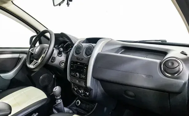 Renault Duster, I Рестайлинг — фото 9