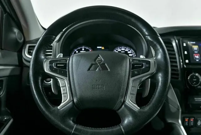 Mitsubishi Pajero Sport, III — фото 10