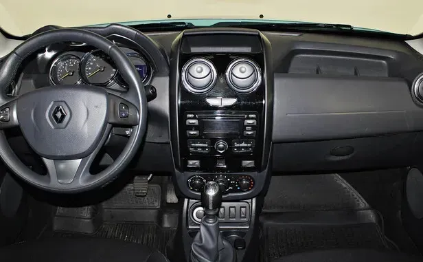 Renault Duster, I Рестайлинг — фото 5