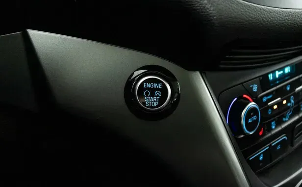 Ford Kuga, II Рестайлинг — фото 11