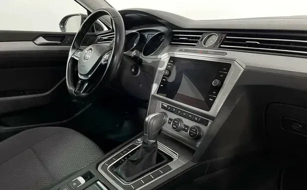 Volkswagen Passat, B8 — фото 7