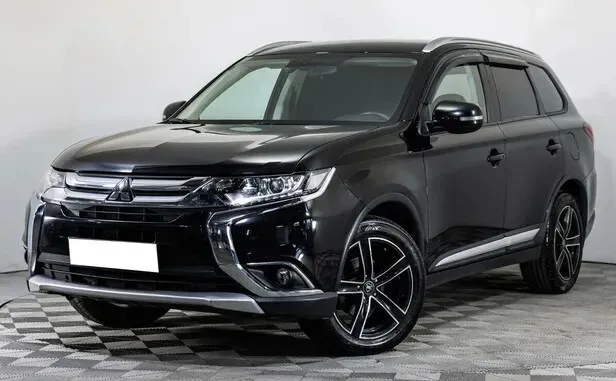 Mitsubishi Outlander, III Рестайлинг 2 — фото 1