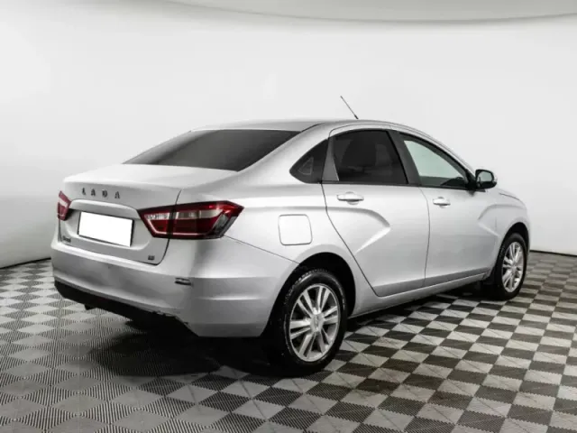 LADA Vesta, I — фото 5