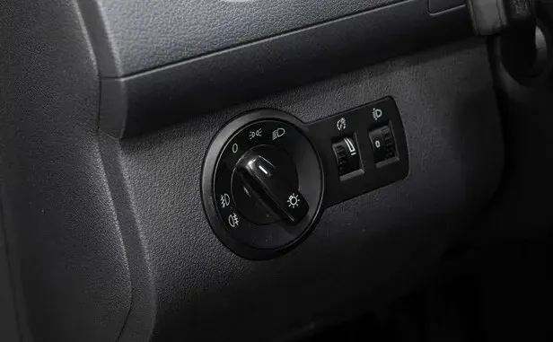 Volkswagen Caddy, III Рестайлинг — фото 13