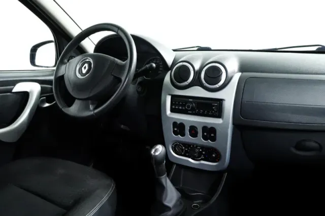 Renault Sandero, I — фото 12