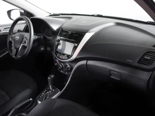 Hyundai Solaris, I Рестайлинг — фото 10