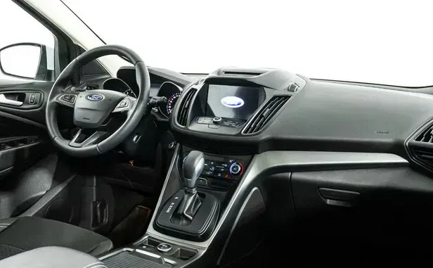 Ford Kuga, II Рестайлинг — фото 5