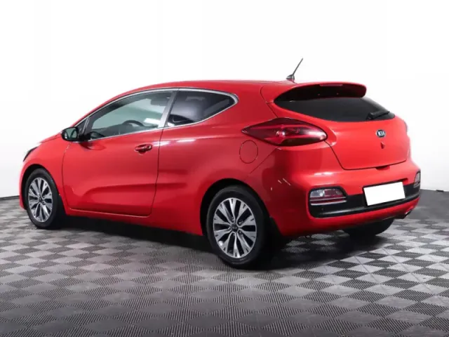 Kia Ceed, II Рестайлинг — фото 7