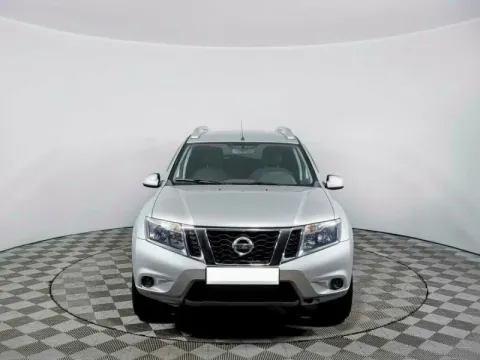 Nissan Terrano, III — фото 1