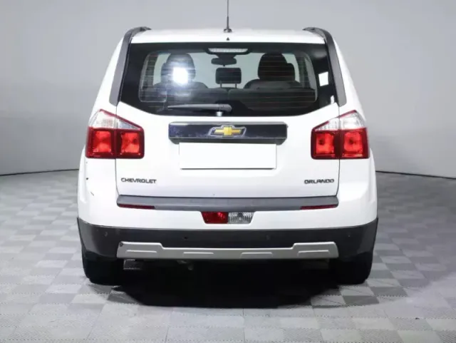Chevrolet Orlando — фото 5