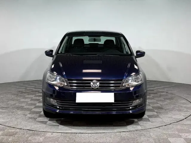 Volkswagen Polo, V Рестайлинг — фото 2