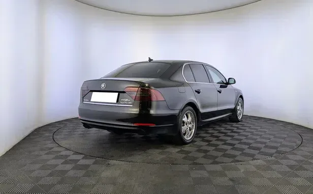 Skoda Superb, II Рестайлинг — фото 2