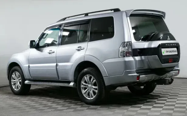 Mitsubishi Pajero, IV Рестайлинг 2 — фото 4