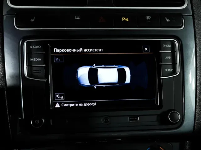 Volkswagen Polo, V Рестайлинг — фото 14