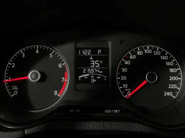 Volkswagen Polo, V Рестайлинг — фото 9