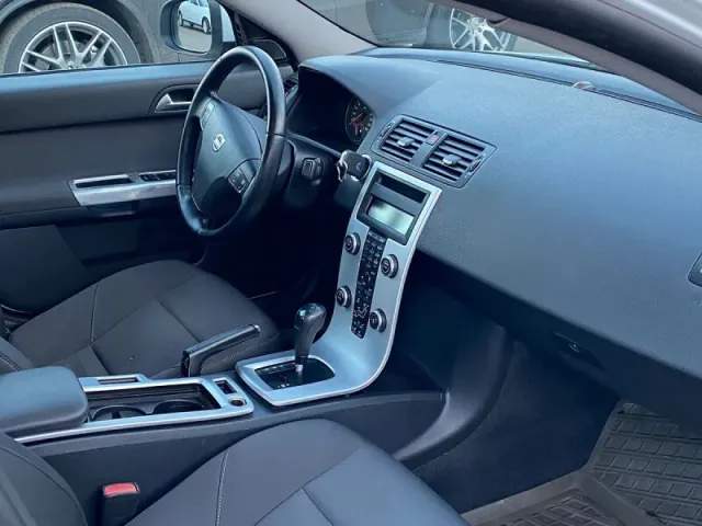 Volvo S40, II Рестайлинг — фото 5