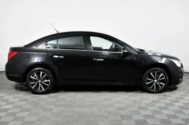 Chevrolet Cruze, I Рестайлинг — фото 4