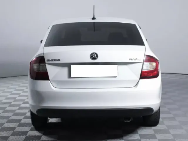 Skoda Rapid, II — фото 6