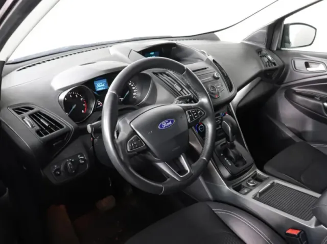 Ford Kuga, II Рестайлинг — фото 9