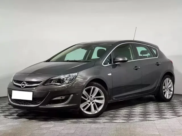 Opel Astra, J Рестайлинг — фото 1