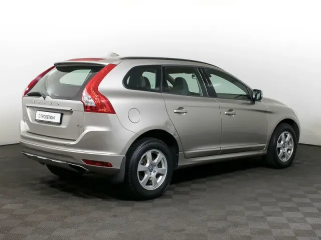 Volvo XC60, I Рестайлинг — фото 7