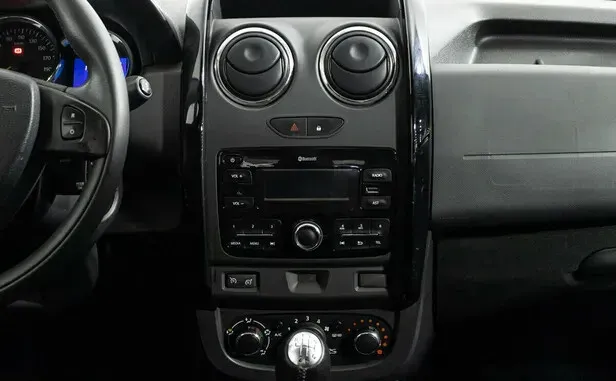 Renault Duster, I Рестайлинг — фото 7