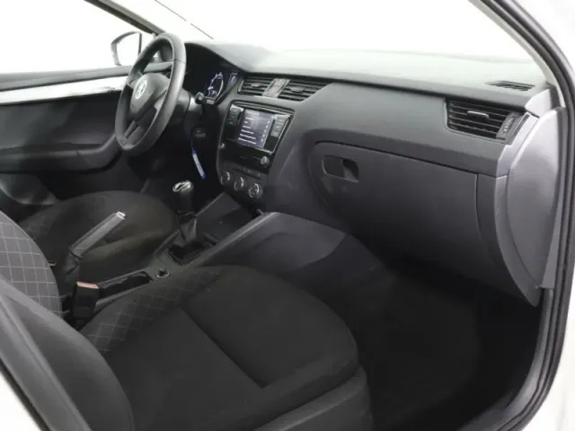 Skoda Octavia, III — фото 11