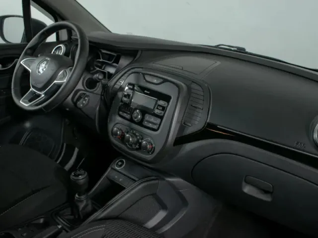 Renault Kaptur, I Рестайлинг — фото 16