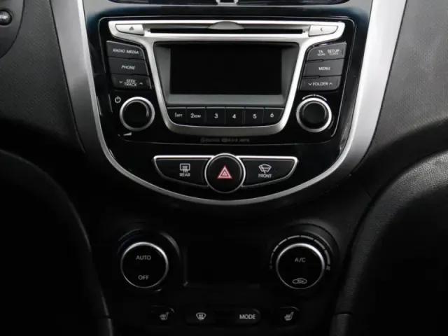 Hyundai Solaris, I Рестайлинг — фото 15
