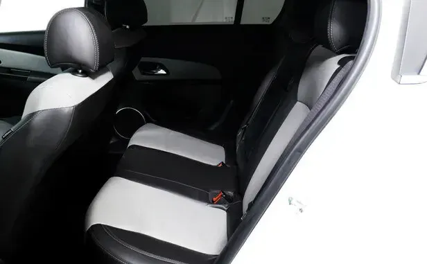 Chevrolet Cruze, I Рестайлинг — фото 6
