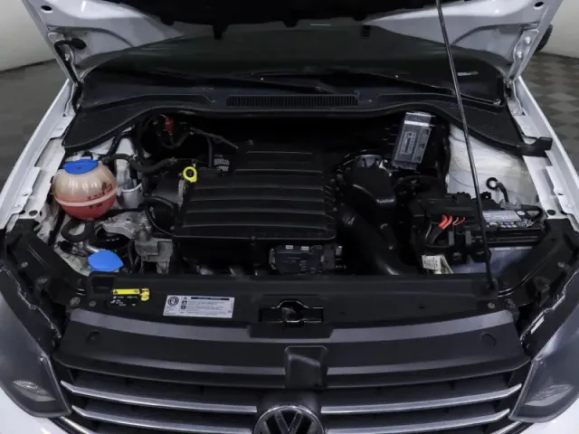 Volkswagen Polo, V Рестайлинг — фото 11