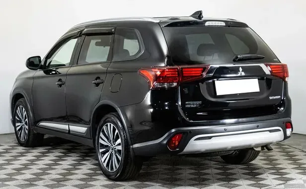 Mitsubishi Outlander, III Рестайлинг 3 — фото 4