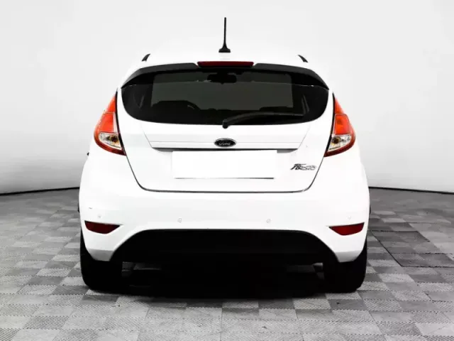 Ford Fiesta, Mk6 Рестайлинг — фото 5