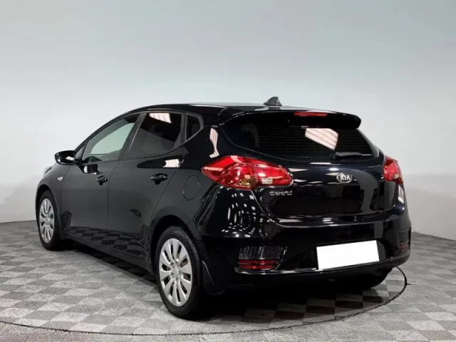 Kia Ceed, II Рестайлинг — фото 7
