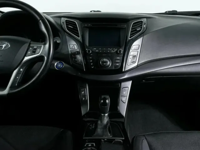 Hyundai i40, I Рестайлинг — фото 10