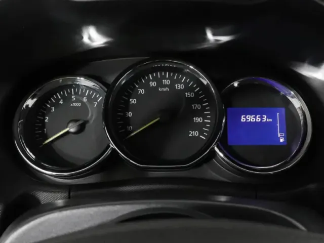 Renault Duster, I Рестайлинг — фото 9