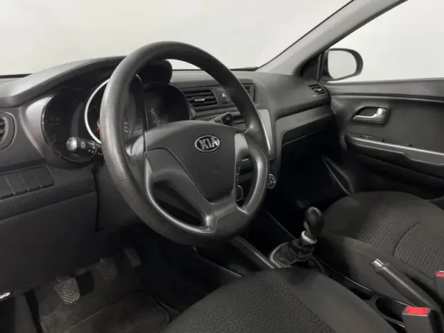Kia Rio, III Рестайлинг — фото 11