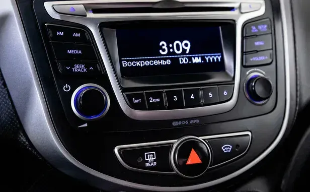 Hyundai Solaris, I Рестайлинг — фото 12
