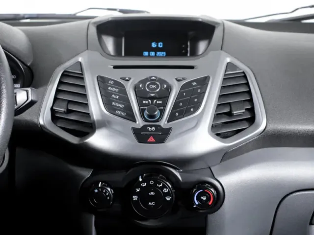 Ford EcoSport, II — фото 12