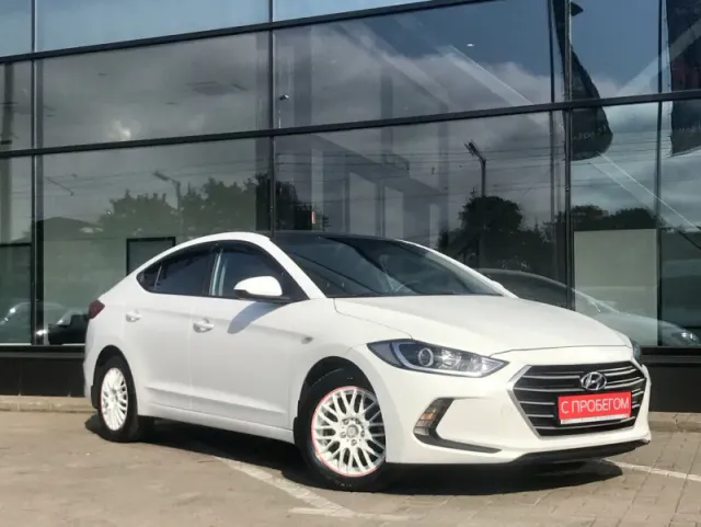 Hyundai Elantra, VI (AD) — фото 3