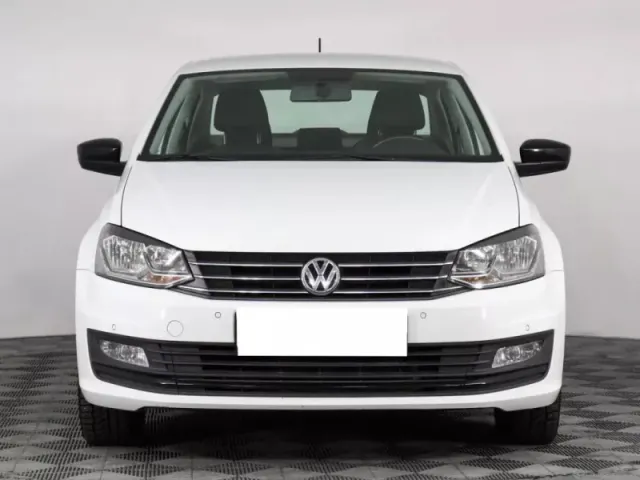Volkswagen Polo, V Рестайлинг — фото 2