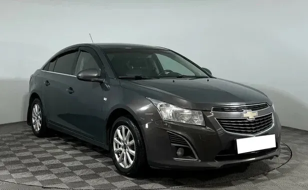 Chevrolet Cruze, I Рестайлинг — фото 3