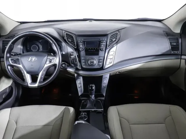 Hyundai i40, I — фото 14