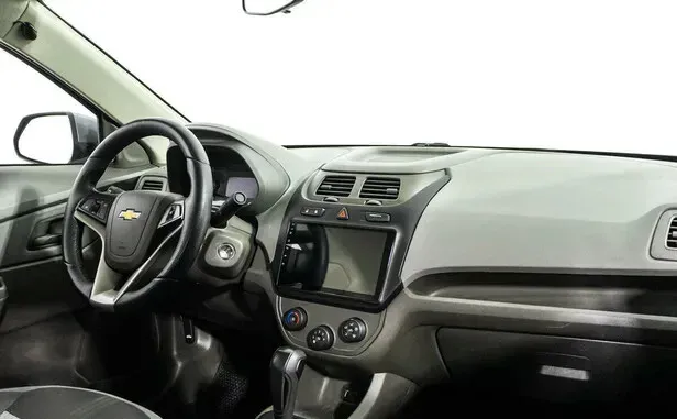Chevrolet Cobalt, II Рестайлинг — фото 5
